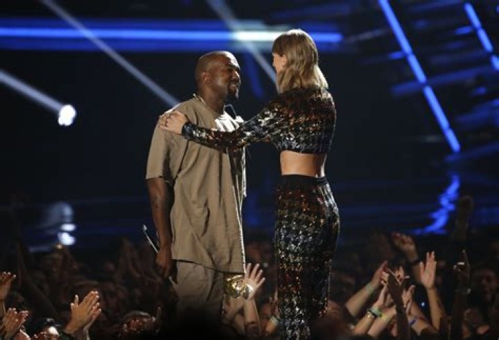 Taylor Swift Presenting in 2016