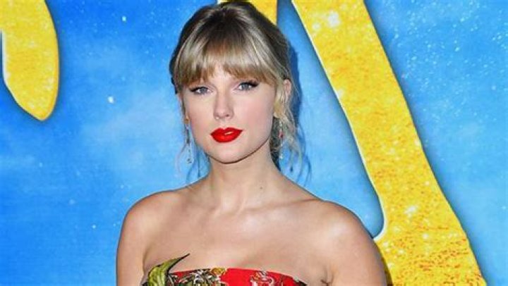 Taylor Swift Turned Down Offer to Perform at King Charles III’s Lavish Coronation, New Book Claims