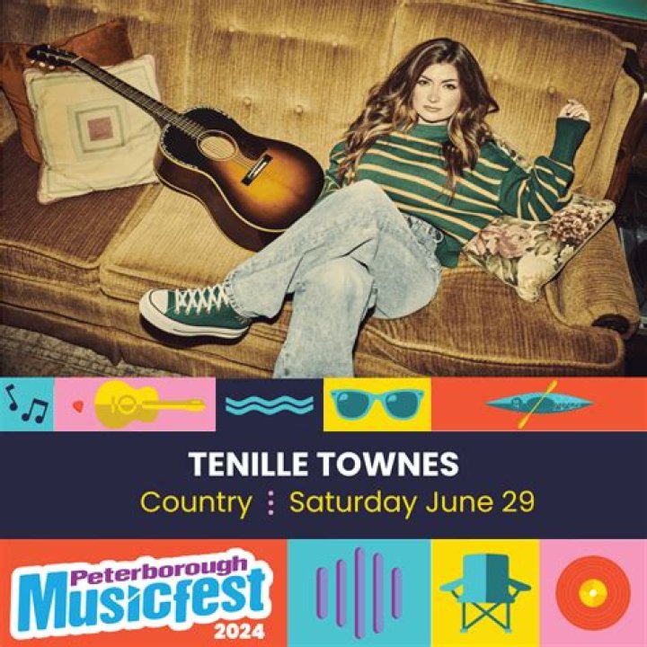 Tenille Townes at CMT Music Awards