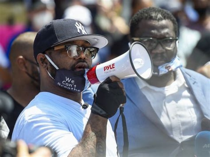 Terrence Floyd protesting