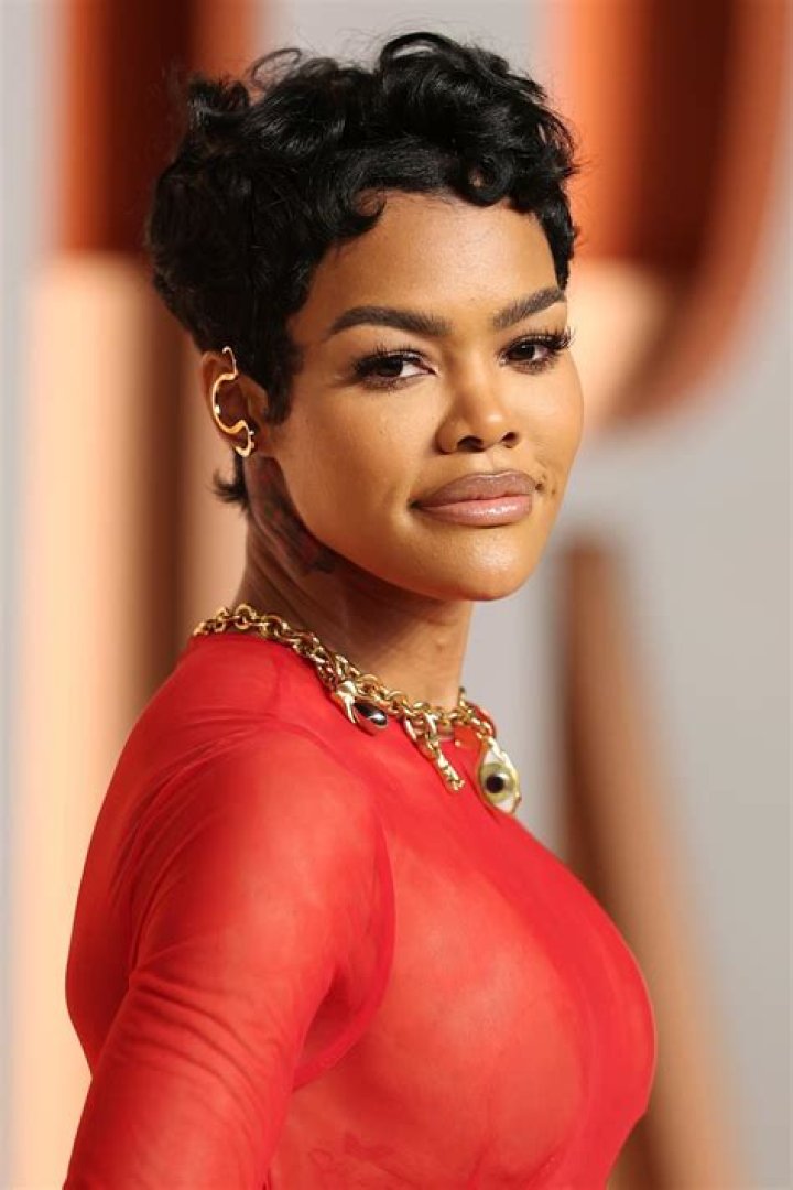 Teyana Taylor poses for a photo shoot