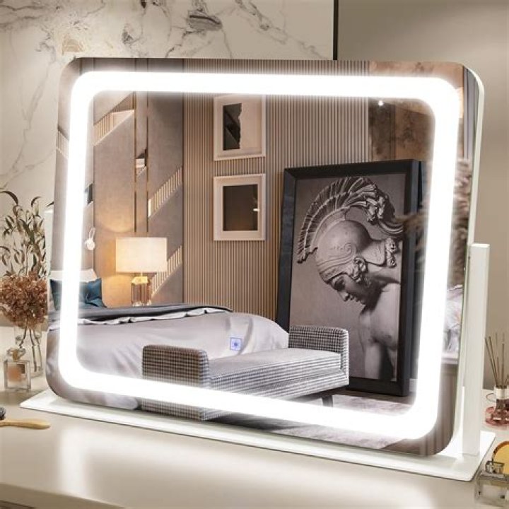 This Light up Vanity Mirror is 25% Off & Will Elevate Your Makeup Routine