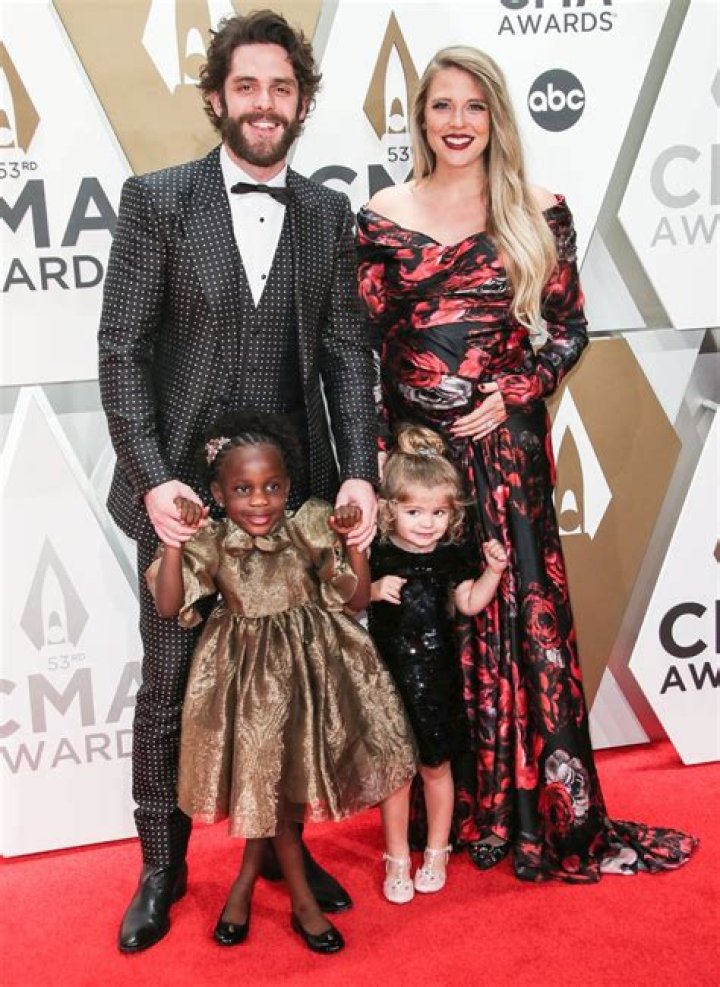 thomas rhett cma awards 2019