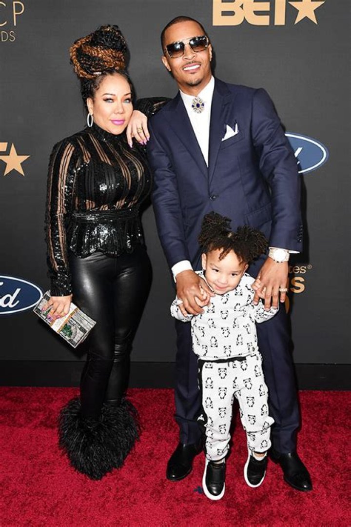 Tiny & T.I.’s Daughter Heiress, 5, Cuddles & Sings To Zonnique’s Baby Hunter, 3 Mos. — Watch