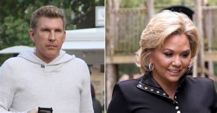 Todd & Julie Chrisley’s Final Moments Before Prison: Exclusive – Hollywood Life