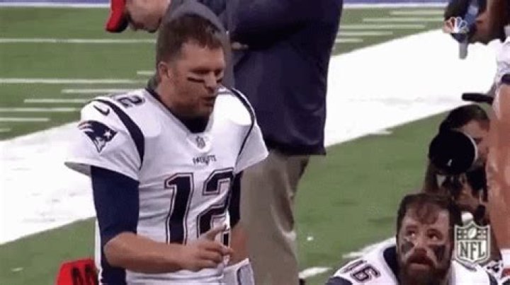 Tom & Ben Brady Wave Hello To Boston