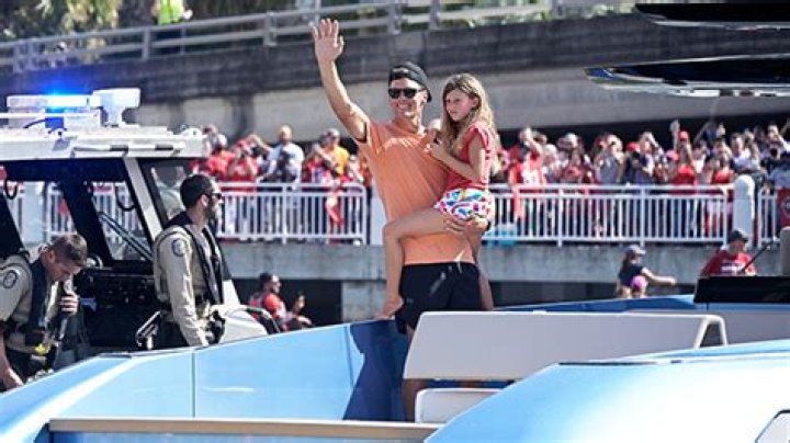 Tom Brady’s Daughter Vivian, 9, Crashes His Video Promoting New BRADY Product: Watch