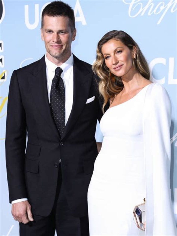 Tom Brady Shares Quote About ‘Cheating’ After Gisele Bundchen Divorce – Hollywood Life