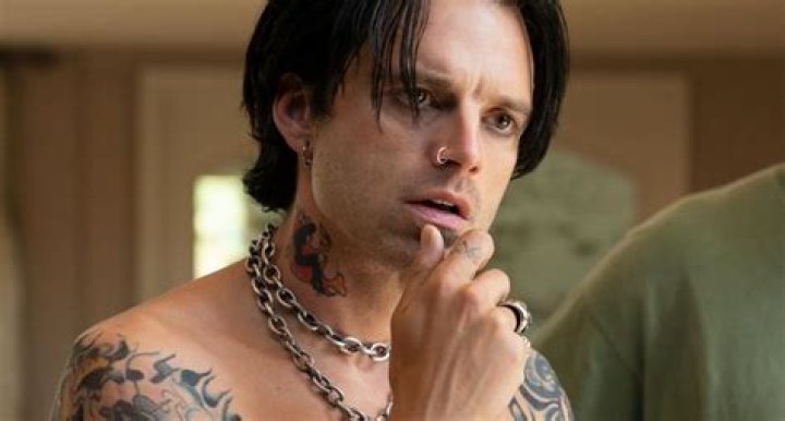 Tommy Lee, Sebastian Stan
