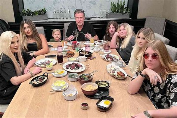 Tori Spelling and family