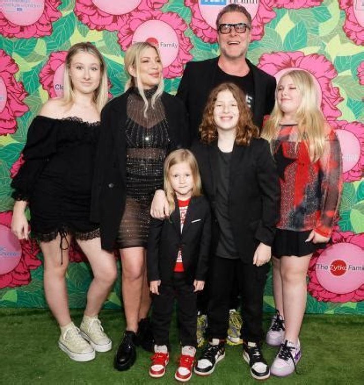 Tori Spelling Reportedly Settles Into $15k/Month Rental Home With Her Children Amid Dean McDermott Split