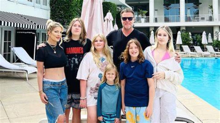 Tori Spelling Tori Spelling and family at the beach in Malibu, Los Angeles, America - 30 May 2011