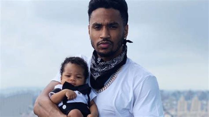 Trey Songz Co-Stars With Son Noah, 1, In Music Video ‘I Know A Love’ – Hollywood Life