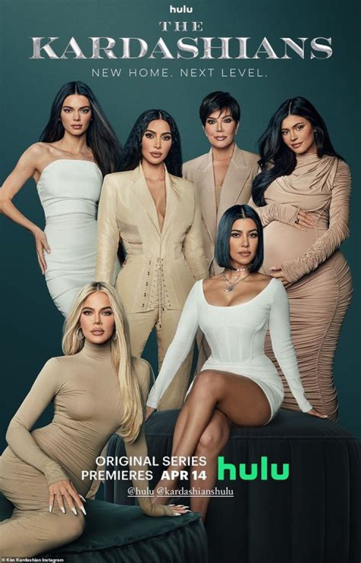 Tyra Banks & Heidi Klum Star In New SKIMS Ad With Kim Kardashian – Hollywood Life