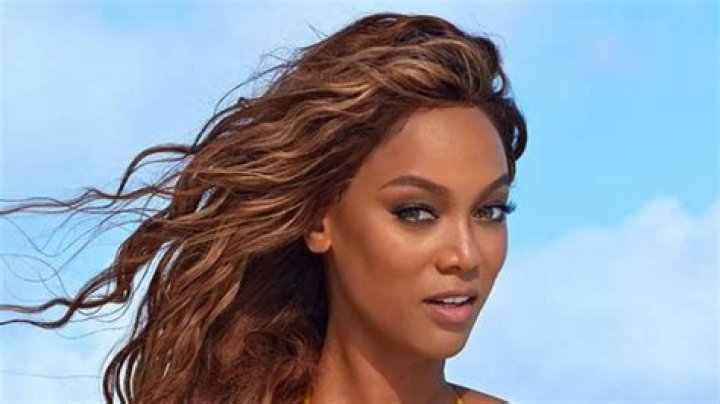 Tyra Banks On ‘Sports Illustrated Swimsuit’ Cover In Tiny Bikini – Hollywood Life