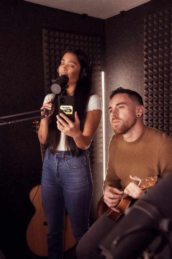 Us The Duo & More – Hollywood Life