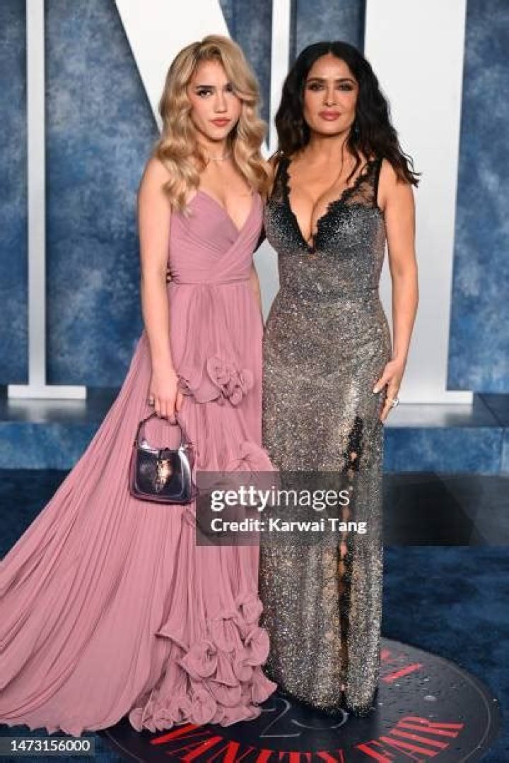 Valentina Pinault, Salma Hayek