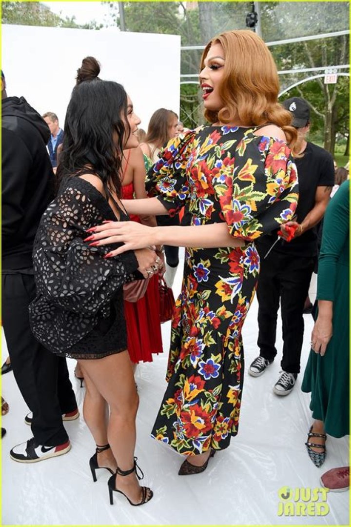 Vanessa Hudgens At Carolina Herrera Show