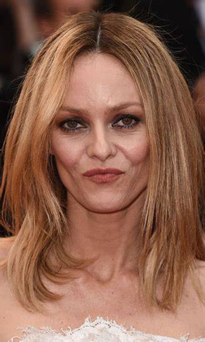 Vanessa Paradis – Hollywood Life