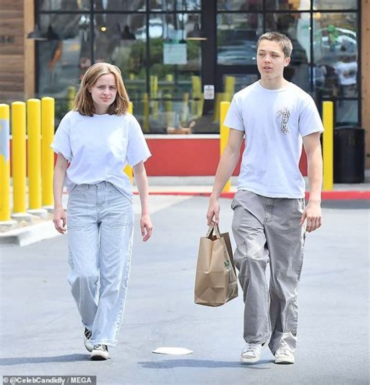 Vivienne & Knox Jolie-Pitt Get Frozen Yogurt