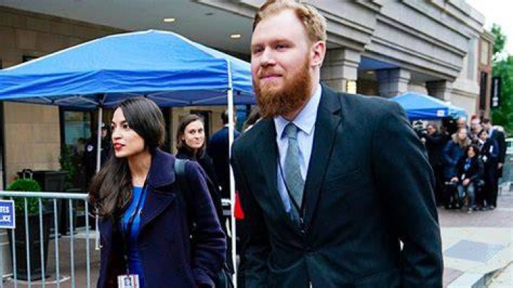 Who is AOC Fiance? – Hollywood Life
