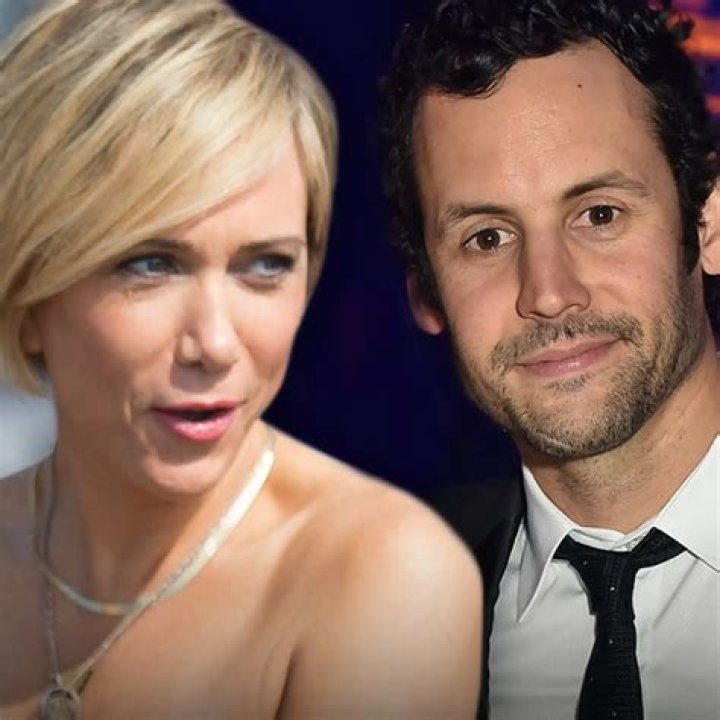 Who Is Avi Rothman? 5 Things To Know About Kristen Wiig’s Husband – Hollywood Life