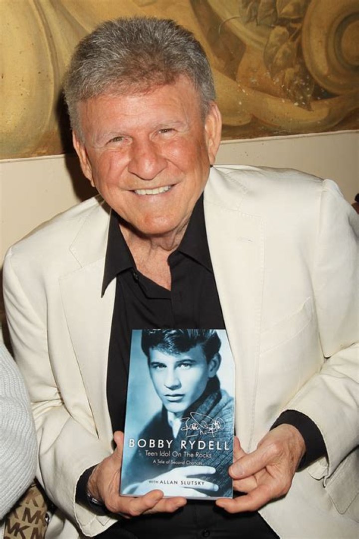 Who Is Bobby Rydell? Facts On Singer Dead At 79 – Hollywood Life