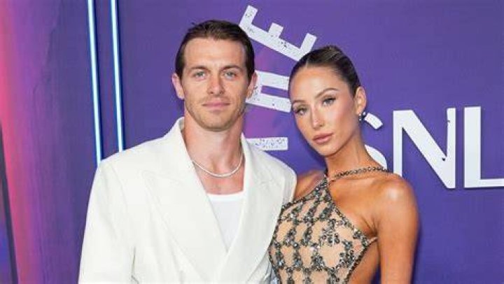 Who Is Braxton Berrios? Meet Alix Earle’s Boyfriend – Hollywood Life