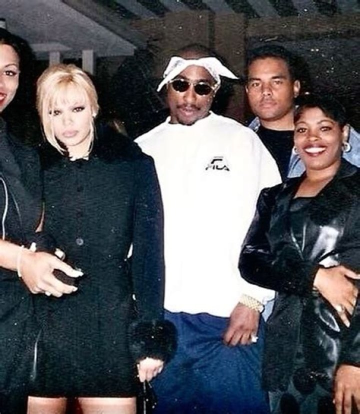 Who Is Faith Evans? — 5 Things To Know About R&B Singer – Hollywood Life