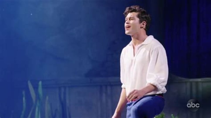 Who Is Graham Phillips? — About ‘The Little Mermaid Live!’ Star – Hollywood Life