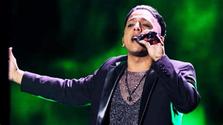 Who Is Omar Jose Cardona? About ‘The Voice’ Season 22 Finalist – Hollywood Life