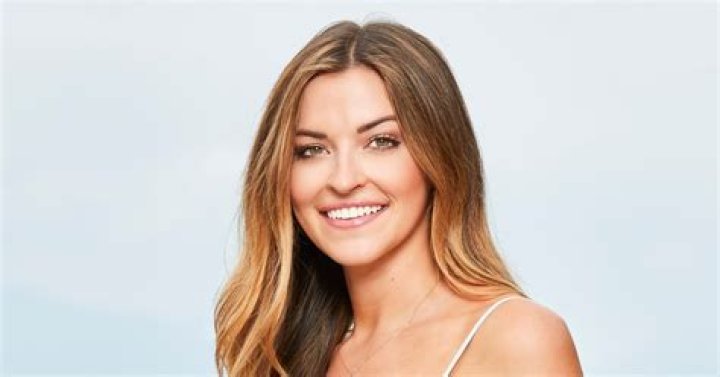 Who Is Tia Booth? 5 Things To Know About ‘The Bachelor’ Contestant – Hollywood Life