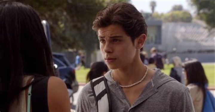 Why Jake T. Austin Left ‘The Fosters’ — The Reason He Quit Playing Jesus – Hollywood Life
