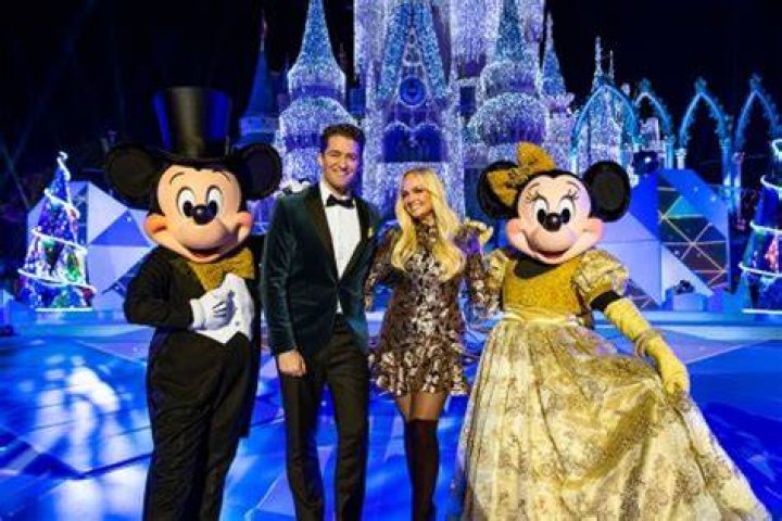 ‘Wonderful World Of Disney’ Holiday Special 2019 — Photos – Hollywood Life