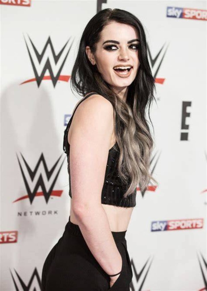 WWE Star Paige: Pics – Hollywood Life