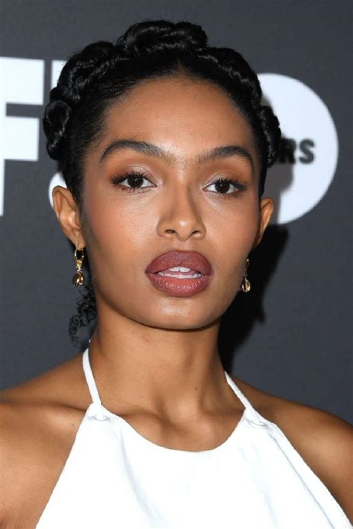 Yara Shahidi Stuns In Bold Black & Yellow Pantsuit While Speaking On The Importance Of BLM Movement