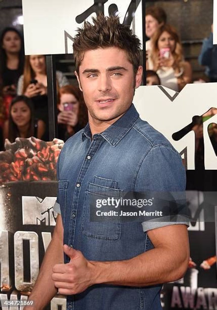 Zac Efron at 2014 MTV Movie Awards